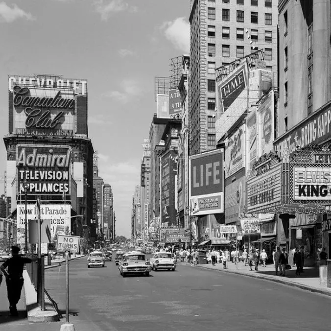 Emblems of America: The Role of Signage in American Culture