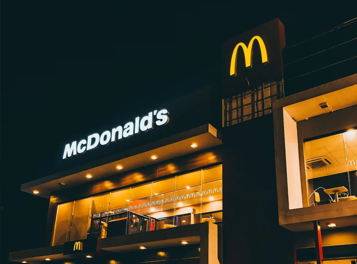 Signage & Branding Trends: Balance Trends & Longevity