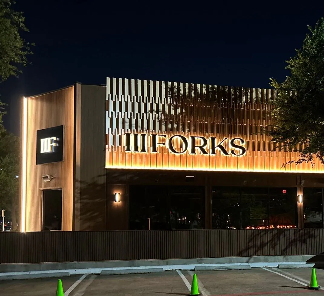 III Forks Signage: How National Sign Team Helped