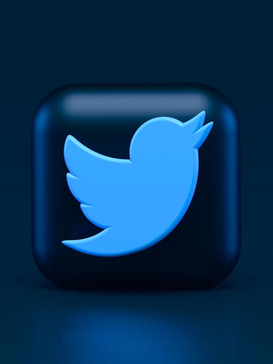 Twitters Signage Headaches: Rebranding, Pre-planning, and Miscommunications