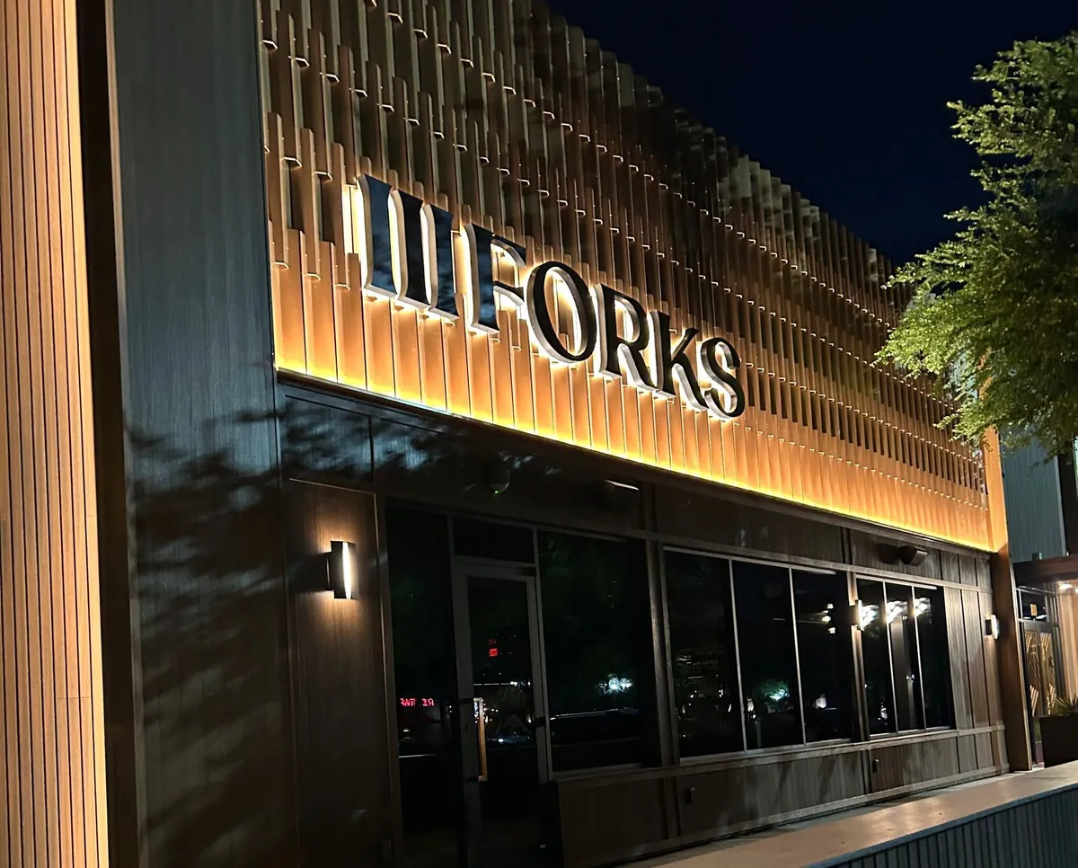III Forks Signage: How National Sign Team Helped